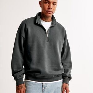Abercrombie & Fitch Essential Half-Zip Sweatshirt - Grey